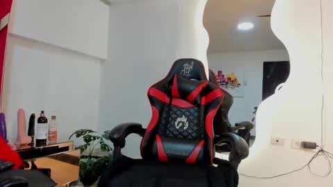 milanx2 online show from January 2025 10:17:01 PM