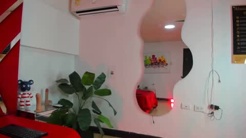 milanx2 online show from September 2025 08:52:02 PM