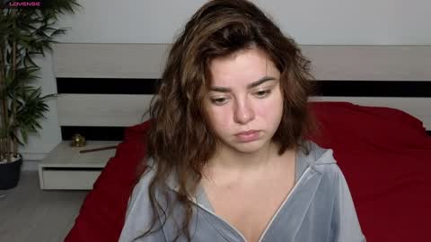 Mila online show from December 2024 08:15:02 AM