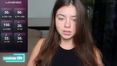 Mila online show from September 2025 07:47:02 PM