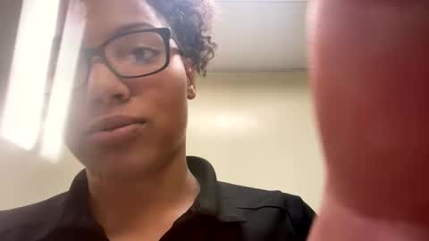 milanthesub online show from November 2025 11:37:02 PM