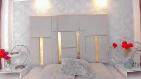 Cami  online show from October 2025 11:34:02 AM