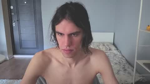 Snapshot of milaslovv chatting on June 2026 07:02:01 AM Mila online show from June 2026 07:02:01 AM