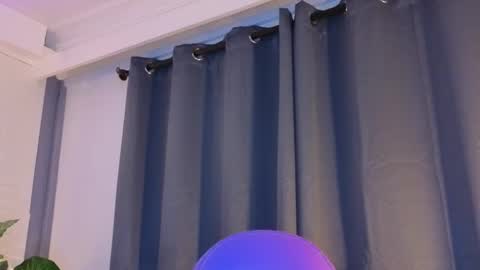 milena_lawson online show from December 2025 10:35:01 AM