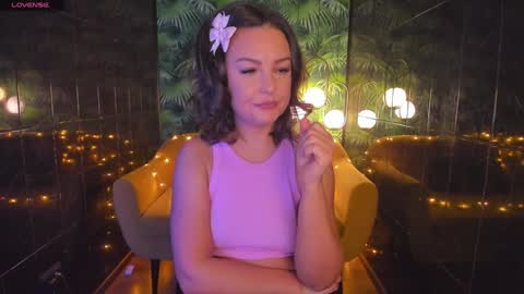 Snapshot of milena_mellow chatting on December 2024 08:50:01 PM Milena online show from December 2024 08:50:01 PM