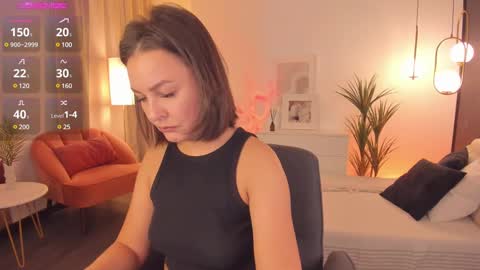 Snapshot of milena_mellow chatting on February 2025 09:11:02 PM Milena online show from February 2025 09:11:02 PM