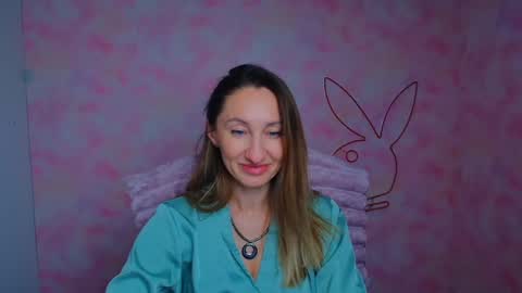 Snapshot of milena_sunny_ chatting on February 2026 06:35:01 AM Milena online show from February 2026 06:35:01 AM