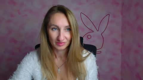 Milena online show from April 2026 11:35:02 AM