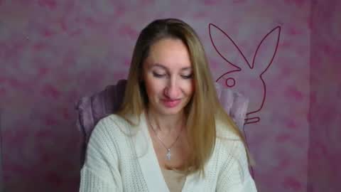 Milena online show from April 2026 05:27:02 AM