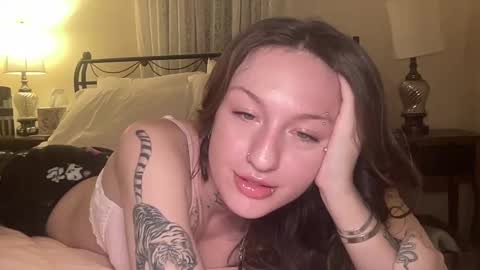 miley_monroee online show from February 2025 02:31:01 AM