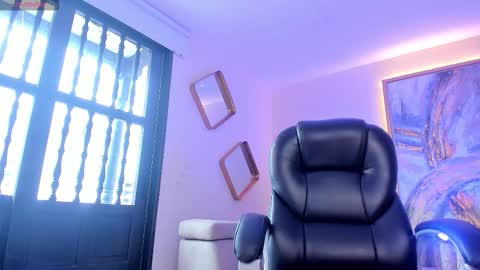 Miley Cruz  IG miley model23 online show from October 2025 05:24:01 PM