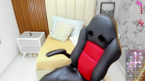 MILEY online show from September 2025 07:19:02 PM