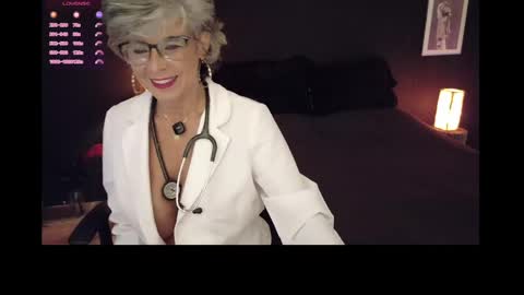Snapshot of milf_ette chatting on May 2026 10:48:02 PM Fabiola online show from May 2026 10:48:02 PM