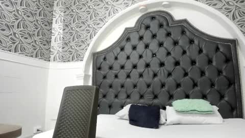 milf_march online show from April 2026 11:24:02 AM