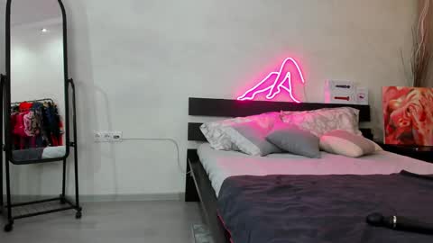 Snapshot of milf_tea chatting on February 2025 07:26:01 AM Thea NONUDE in public GMT2 Mon 3-9 AM Wed 3-9 AM Thur 3-9 AM Fri 3-9 AM Sun 3-9 AM. online show from February 2025 07:26:01 AM