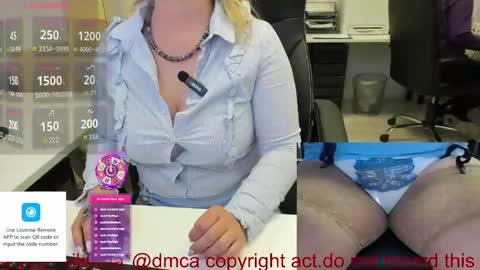 Snapshot of milf_viktoria chatting on May 2026 09:37:02 AM Viktoria online show from May 2026 09:37:02 AM