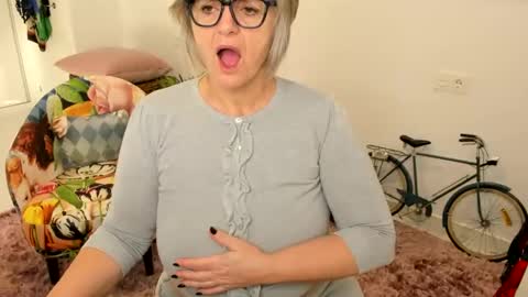 MilfElla online show from January 2025 08:54:01 AM