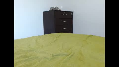 milfevha online show from October 2025 10:15:01 PM