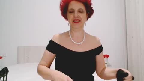 Milfsupreme online show from December 2024 03:55:01 PM