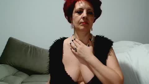 Milfsupreme online show from January 2025 08:51:02 PM