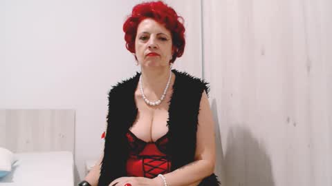 Milfsupreme online show from November 2025 12:16:02 PM