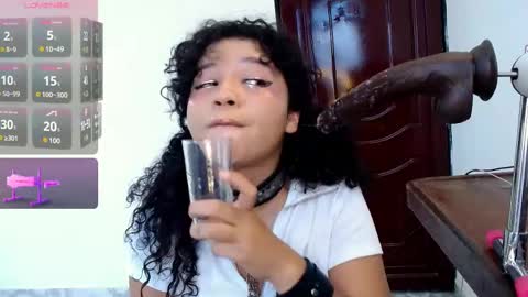 milikitt online show from March 2025 06:05:02 PM