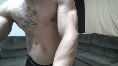 milioncouple online show from March 2026 09:19:01 PM