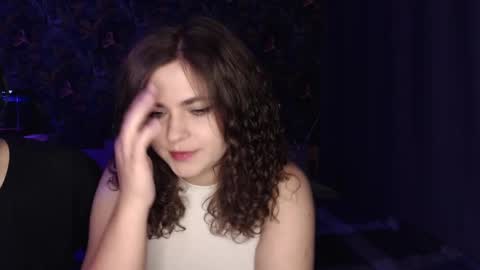 Stella and Neo online show from March 2025 10:17:02 PM