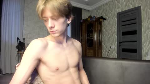 Isaac online show from February 2026 04:31:01 AM