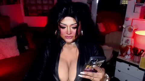 milkshakelavinia online show from January 2025 07:39:02 AM