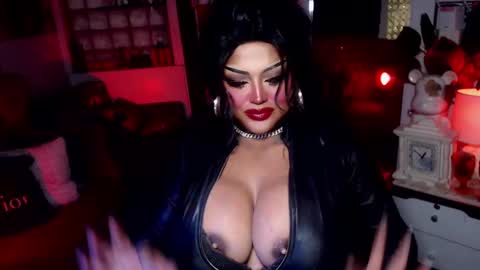 milkshakelavinia online show from February 2025 07:03:01 AM