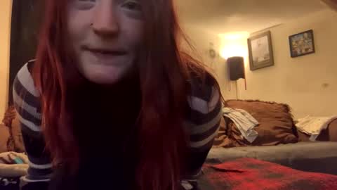 Snapshot of milky_mamaz chatting on December 2024 07:34:02 PM Milkymama online show from December 2024 07:34:02 PM