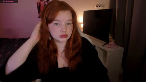 Snapshot of milky_wayx chatting on December 2024 08:23:02 AM Lisa online show from December 2024 08:23:02 AM