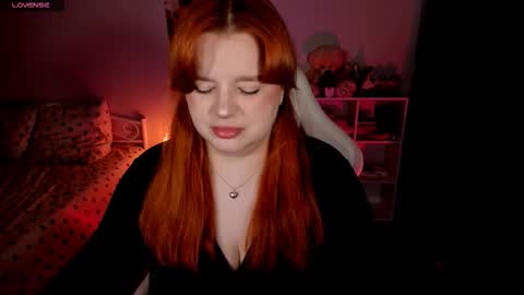 Snapshot of milky_wayx chatting on October 2025 12:58:01 PM Lisa online show from October 2025 12:58:01 PM