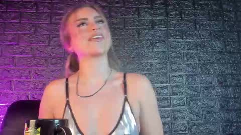 VALKA online show from October 2025 01:11:01 PM