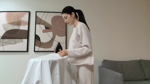 Snapshot of milla_bella chatting on January 2026 07:19:02 PM milla bella online show from January 2026 07:19:02 PM