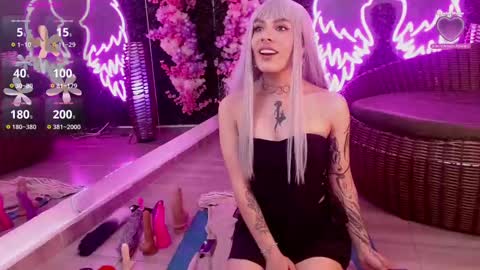 MILLA online show from September 2025 04:06:01 AM
