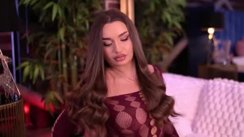 Milla online show from December 2025 06:32:02 AM