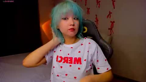 Snapshot of milla_waves chatting on July 2026 01:13:02 PM Milla or just Mi online show from July 2026 01:13:02 PM