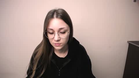 Milla online show from November 2025 10:03:02 AM