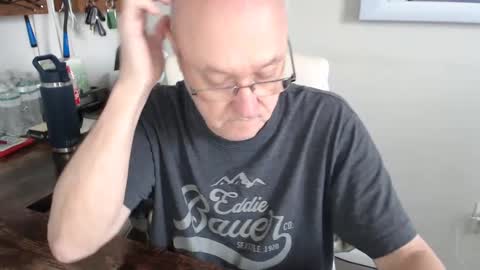 millenium0129 online show from October 2025 06:18:02 PM