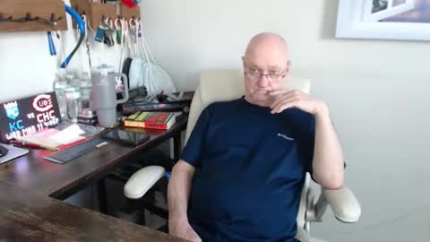 millenium0129 online show from March 2026 06:25:01 PM