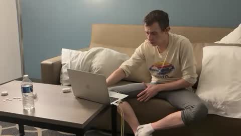 SlimnHungOH online show from December 2024 03:31:02 PM