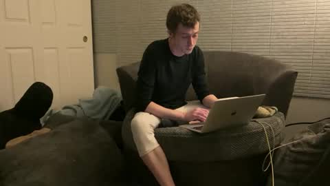 SlimnHungOH online show from February 2025 07:59:02 PM