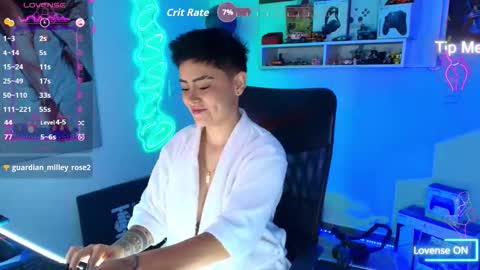 Im girl my name is Johana  online show from September 2025 10:00:01 PM