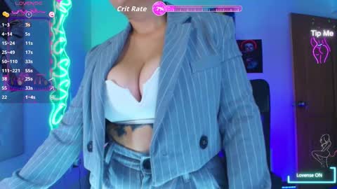 Im girl my name is Johana  online show from November 2025 10:10:02 PM