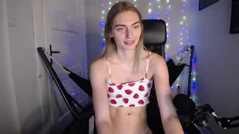 millie_lacroix online show from December 2024 03:58:01 PM