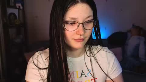 Snapshot of milliedoll chatting on June 2026 08:17:02 AM Millie online show from June 2026 08:17:02 AM