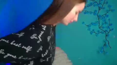 Snapshot of milly_liss chatting on April 2026 06:02:02 AM Milly online show from April 2026 06:02:02 AM