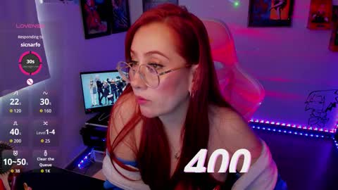 Monkey D Maddie online show from October 2025 09:55:01 PM